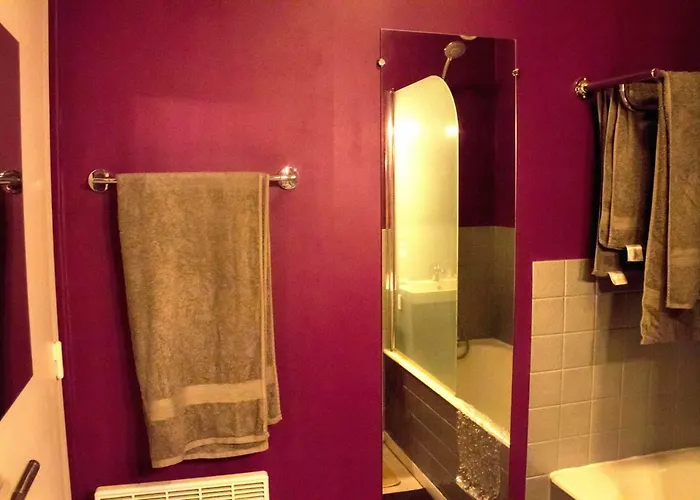 Apartamento T1 Equipe Avec Balcon & Parking ! *